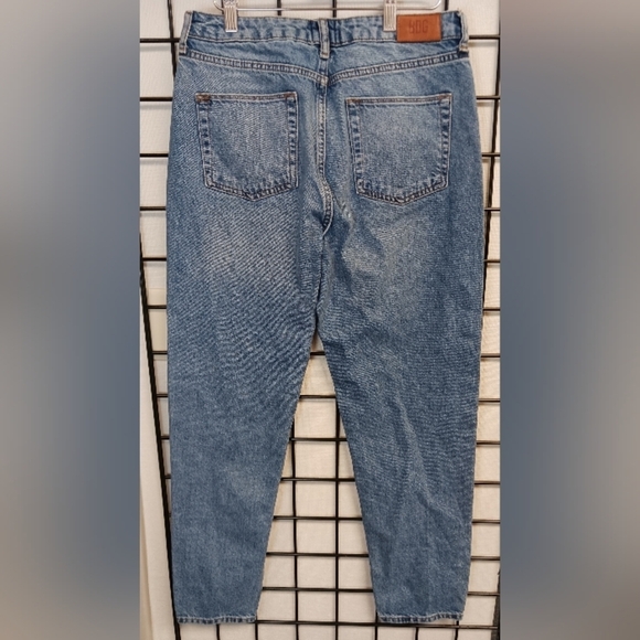 BDG High Rise Mom Jeans Womens W30 L32 Distressed Classic Heavy Denim Stone Wash - Picture 5 of 5